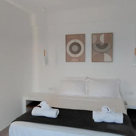 Iraμar Luxury Iv Páros